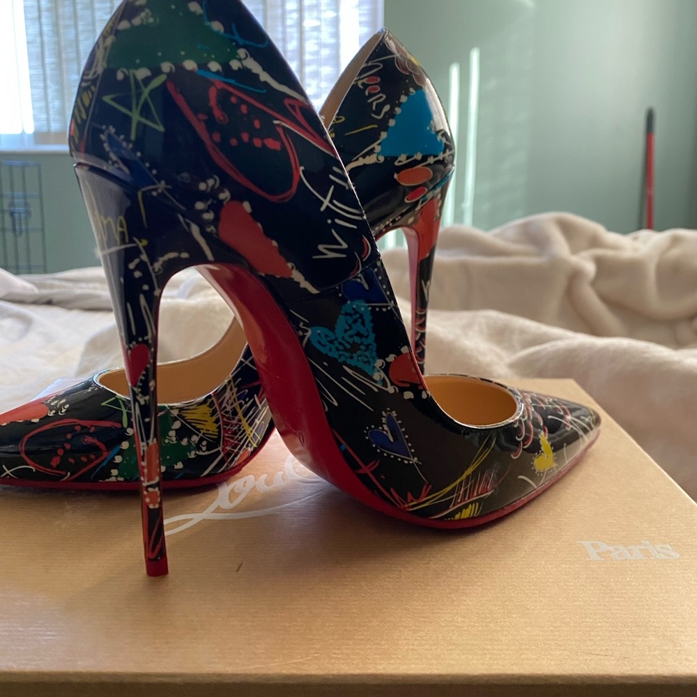 Christian Louboutin So Kate Graffiti Pump 120mm